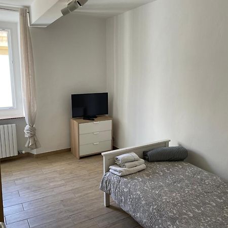 Al Battistero Apartment Parma Luaran gambar